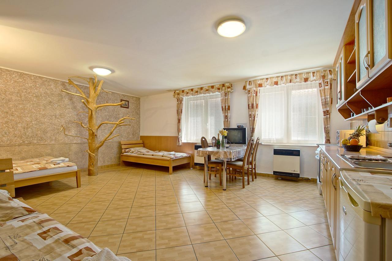 Penzion U Paroháče Prostějov Exterior foto